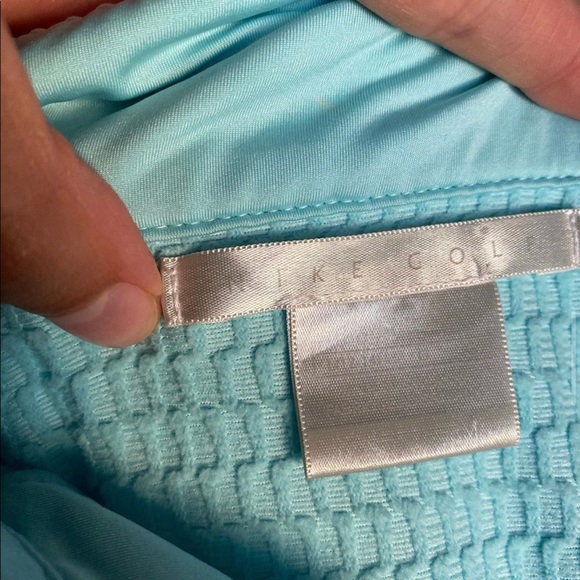 Nike Quarter Zip - Picture 3 of 4